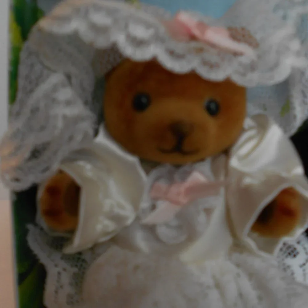 Vtg. 1986 Bride & Groom Teddy Bear Story